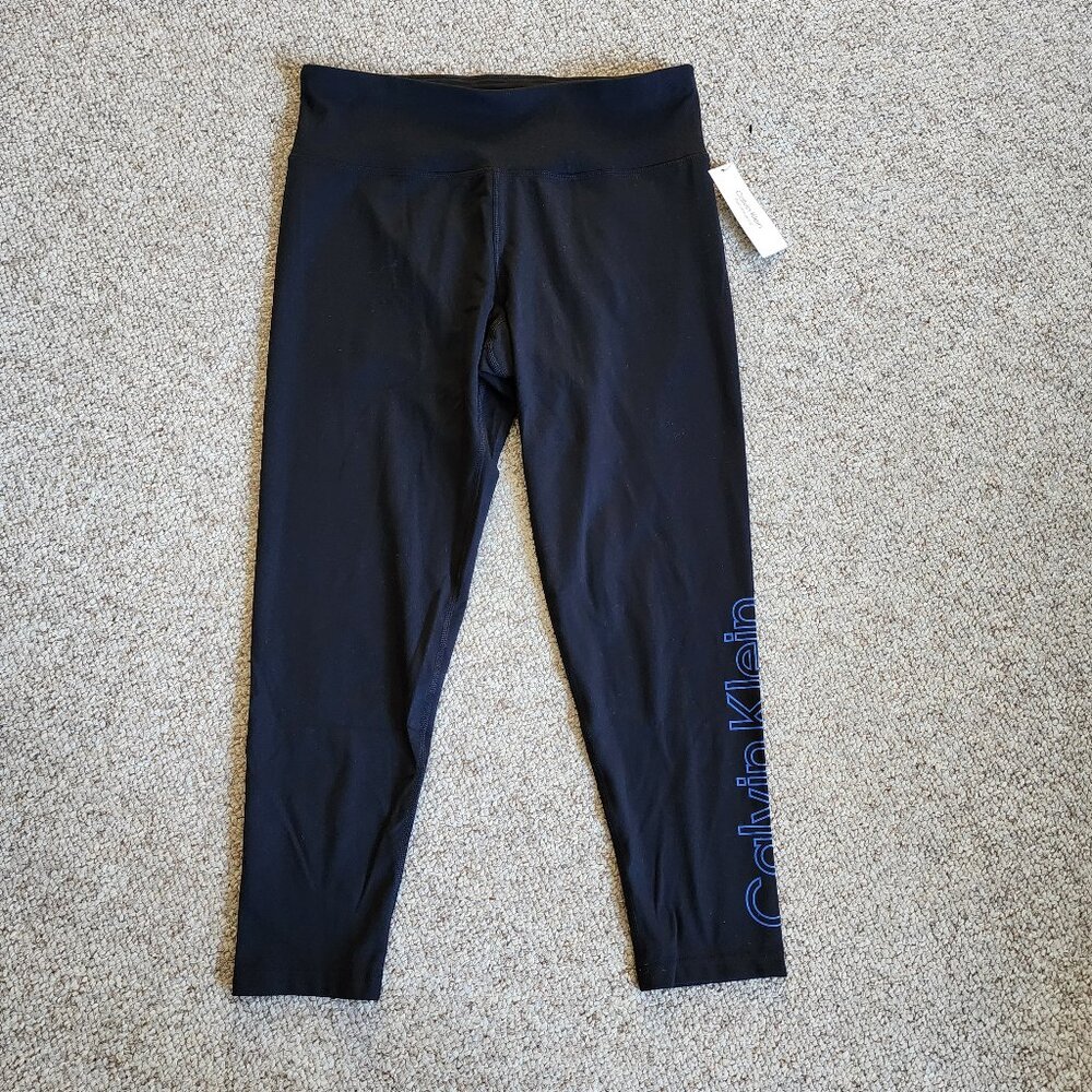NWT Calvin Klein Performance Women's 3/4 Leggings Size XL